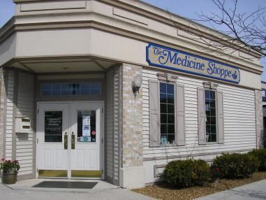 The Two Rivers Medicine Shoppe pharmacy team